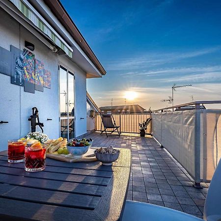 Ferienwohnung Il Terrazzo Sul Tramonto Bastiglia Exterior foto